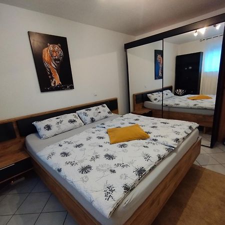 Appartamento Eneya Rotenburg an der Fulda Esterno foto